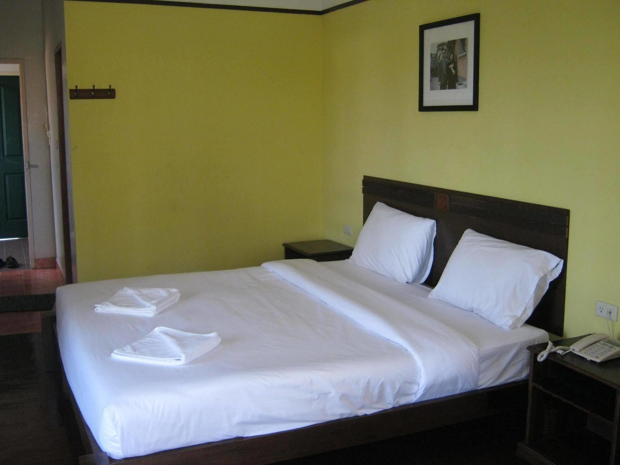 Baan Talay Hotel Pattaya Luaran gambar
